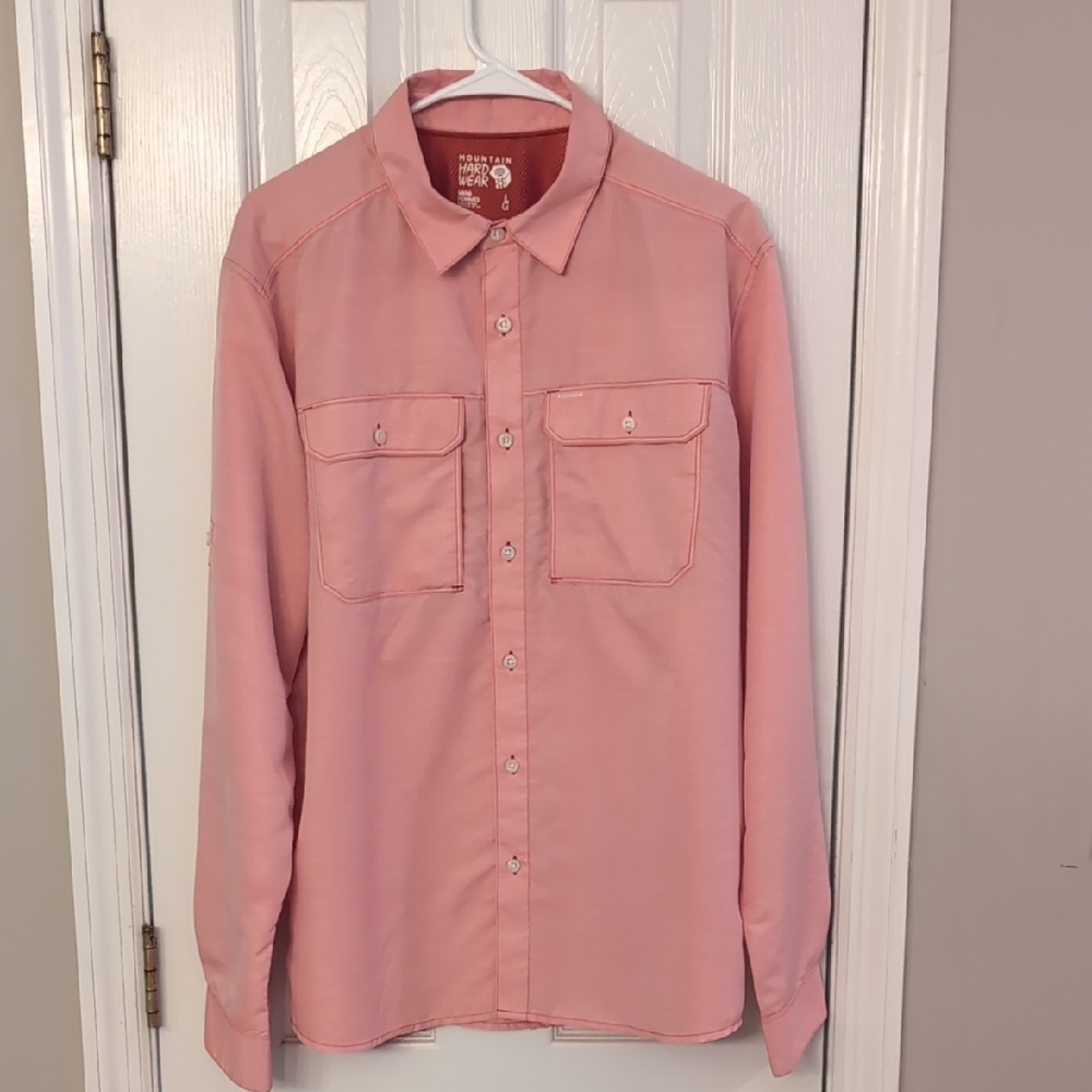 Mountain Hardware Size Large Summer Style Long Sleeve Shirt, Extremely Light